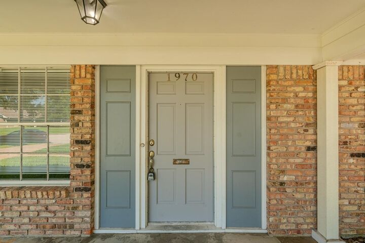 Property Photo:  1970 Edson Dr  TX 77706-0000 