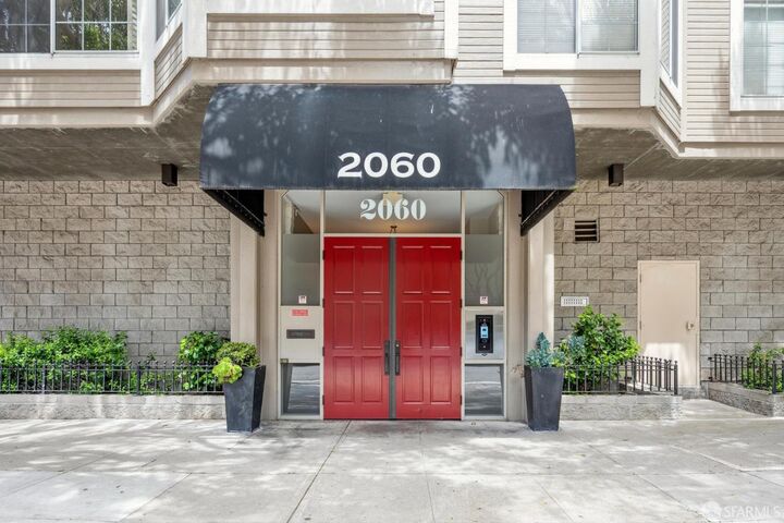 Property Photo:  2060 Sutter Street 406  CA 94115 