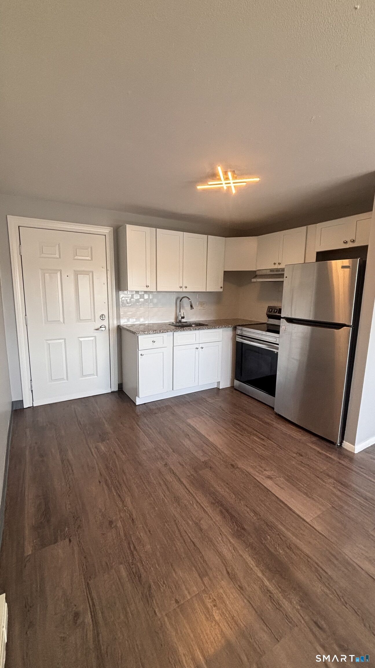 Property Photo:  931 West Main Street 939-2B  CT 06053 