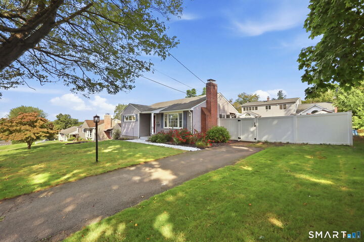 Property Photo:  14 Gordon Avenue  CT 06082 