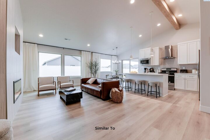 Property Photo: 10216 Redbud Dr WA 99301