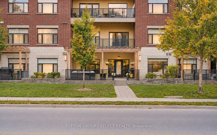 Property Photo:  89 Ridout Street 102  ON N6C 3X2 