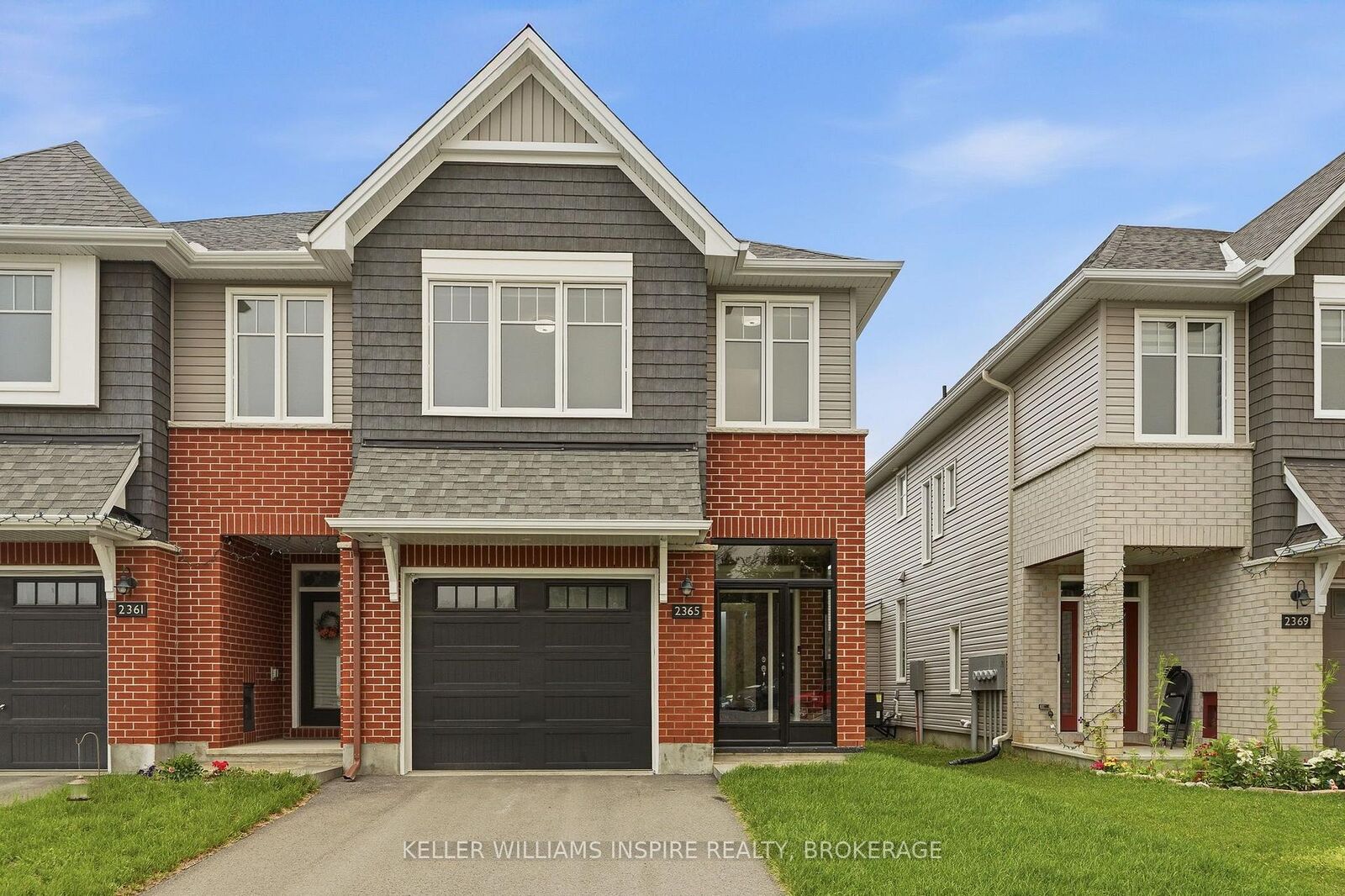 Property Photo: 2365 Goldhawk Drive ON K2S 2X4