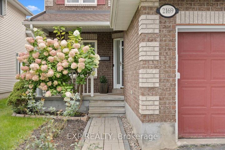 Property Photo:  2169 Brianna Way  ON K4A 4E3 