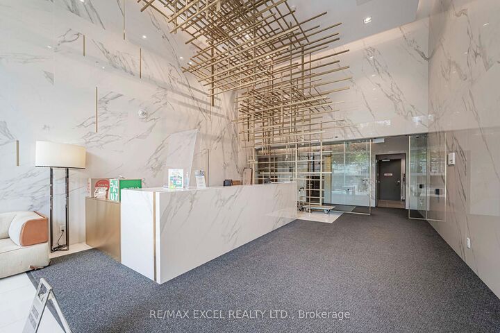 Property Photo:  85 Wood Street 3203  ON M4Y 0E8 