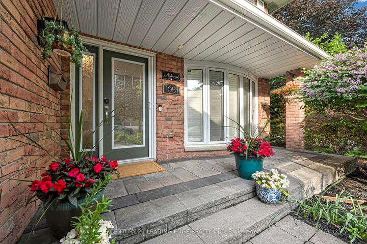 Property Photo:  1051 Chelsea Court  ON L1G 7R4 