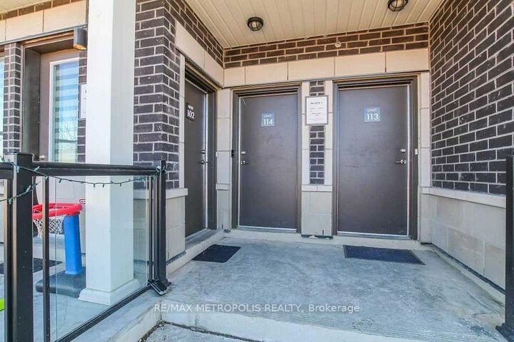 Property Photo:  1711 Pure Springs Boulevard 114  ON L1X 0E3 