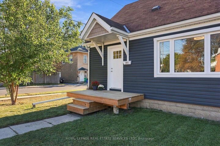 Property Photo:  193 Rutherford Avenue  ON K9J 5C9 