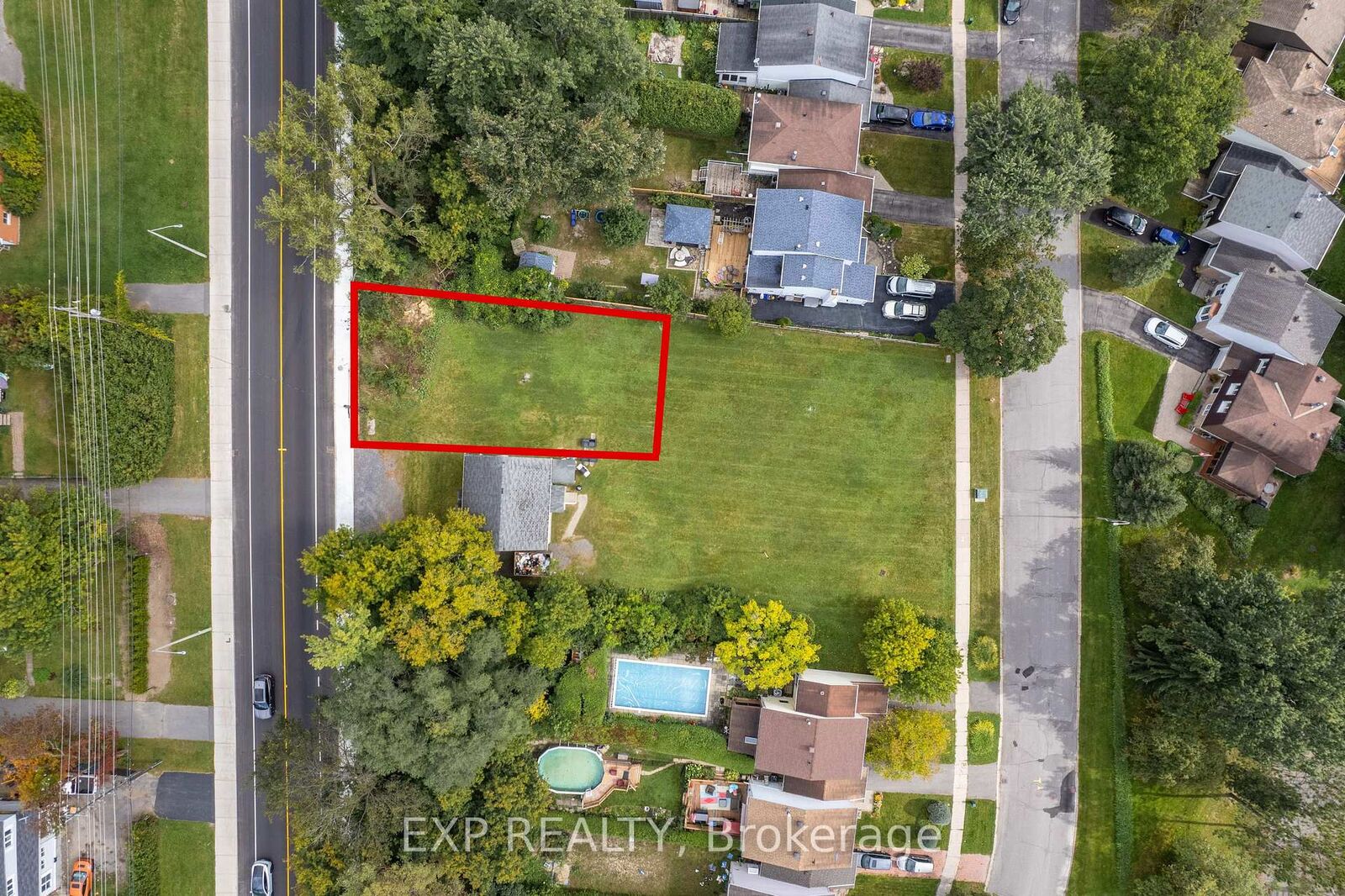 Photo de la propriété:  2446 Innes Road  ON K1B 3J9 
