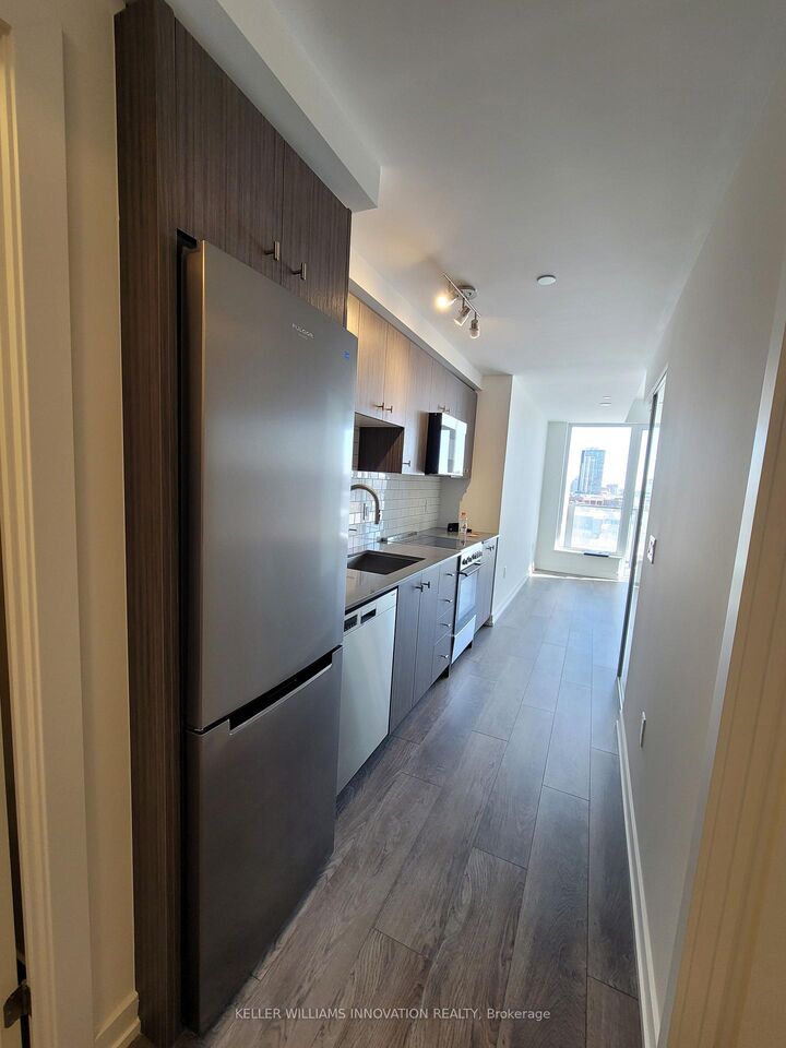 Property Photo:  15 Wellington Street S 705B  ON N2G 0E4 