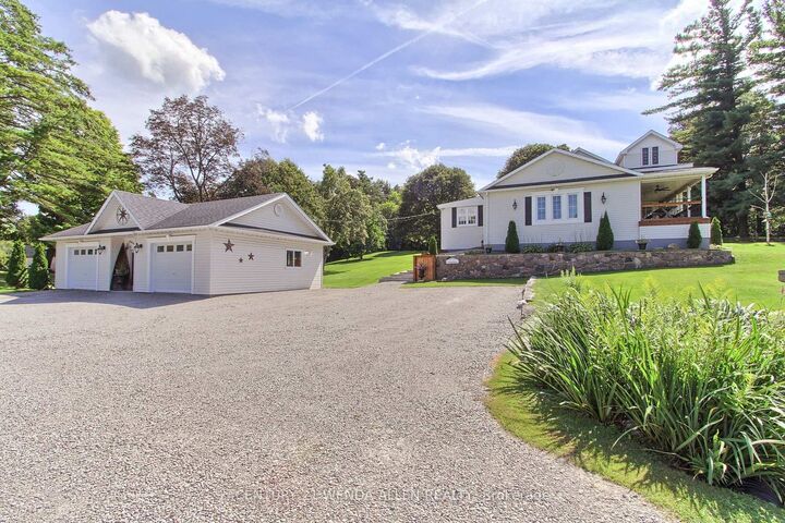Photo de la propriété:  5295 - 5315 Sideline 16 Road  ON L1Y 1A1 