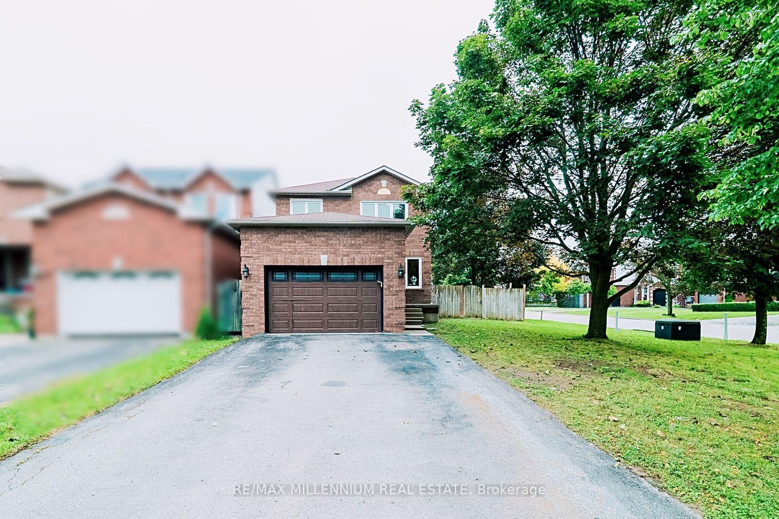 Property Photo:  70 Fry Crescent  ON L1C 4Y3 