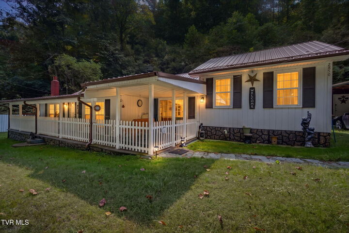 Property Photo:  2850 Ely Pucketts Creek Road  VA 24277 