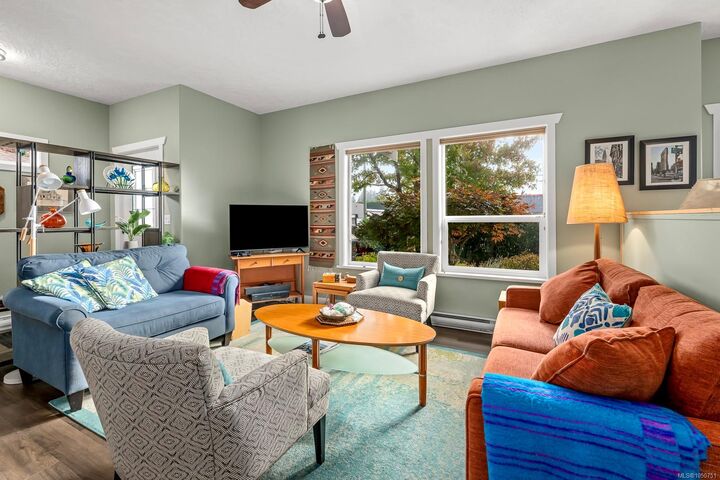 Property Photo: 531 Anderton Rd #A BC V9M 2J1