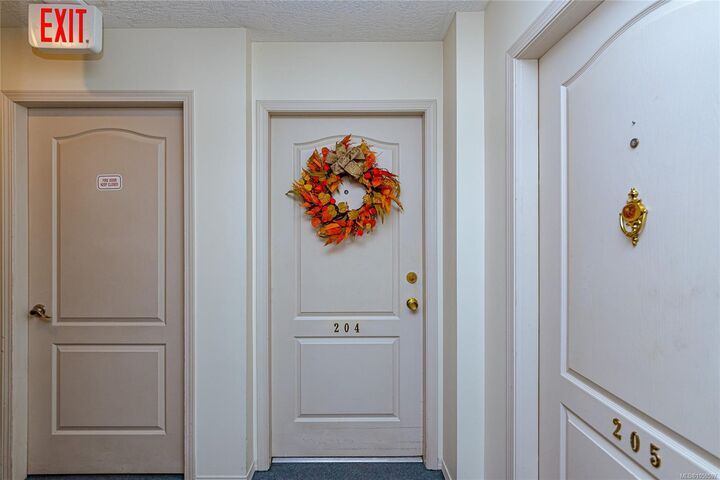 Property Photo:  300 Bundock Ave #204  BC V9L 3N9 