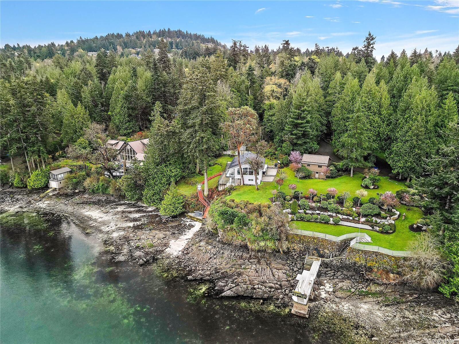 Property Photo: 976 Lands End Rd BC V8L 5L3