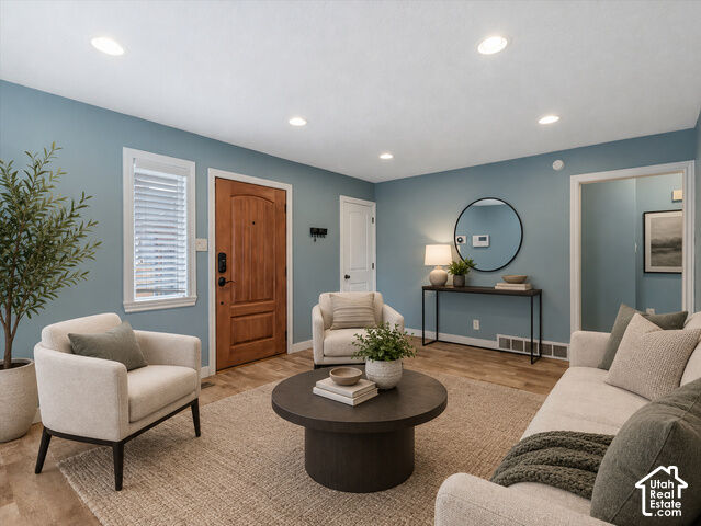 Property Photo: 725 N Lafayette Dr W UT 84116