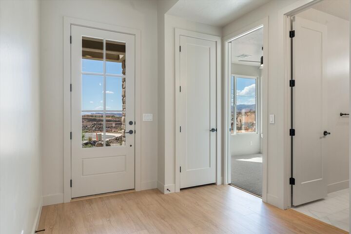 Property Photo:  1630 W 470 N  UT 84737 