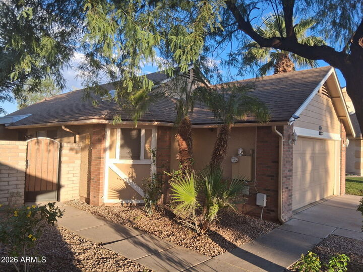 Property Photo: 1760 E Jacinto Circle AZ 85204