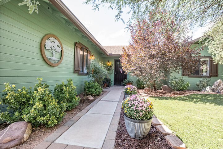 Property Photo:  132 W Lucky Lane  AZ 85541 