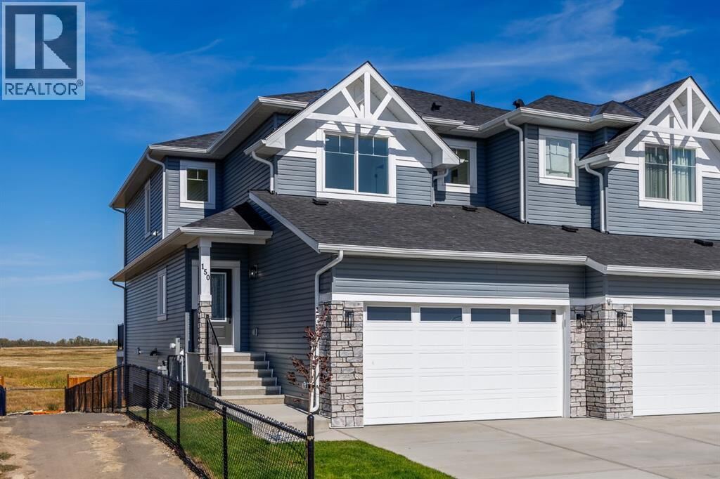 Property Photo:  150 Lakewood Crescent  AB T1P 0G6 