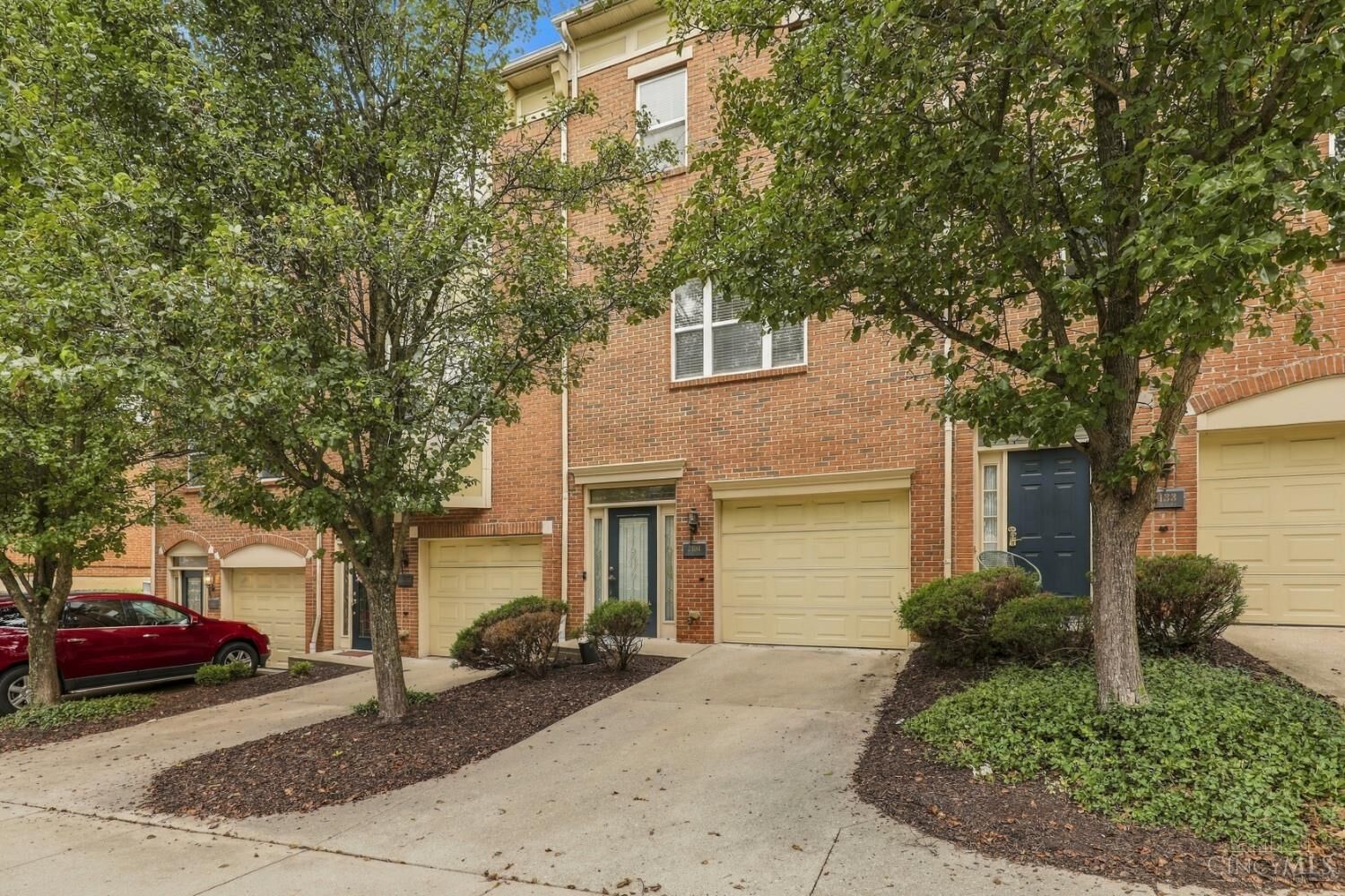 Property Photo: 2131 Fulton Avenue OH 45206
