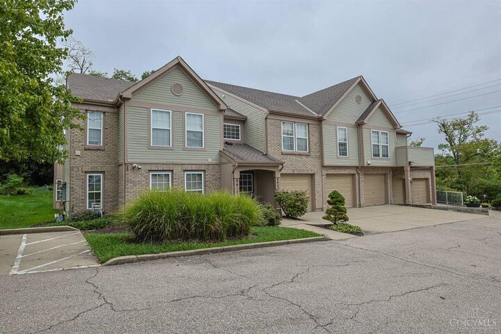 Property Photo: 8404 Ridge Pointe Court OH 45237