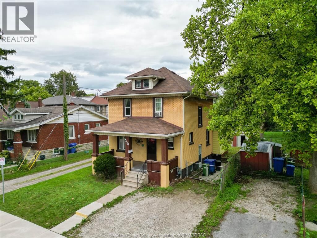 Property Photo: 550 Allendale Street ON N8X 2C3