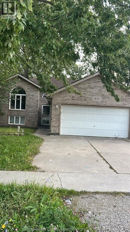 Property Photo:  1855 Dominion Boulevard  ON N9B 3H8 