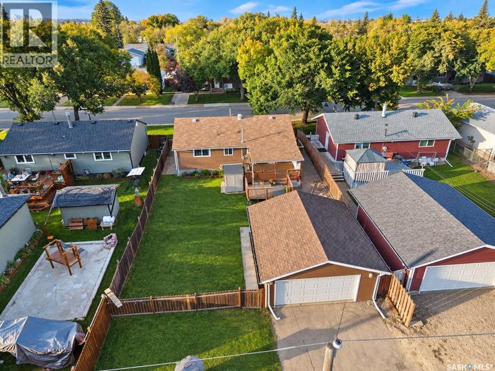 Property Photo: 539 24th Street E SK S6V 1S1