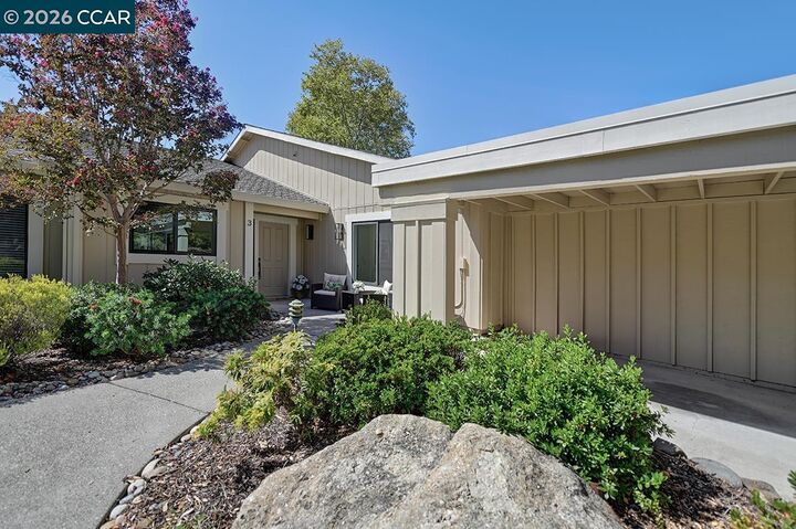 Property Photo:  2125 Cactus Ct 3  CA 94595 