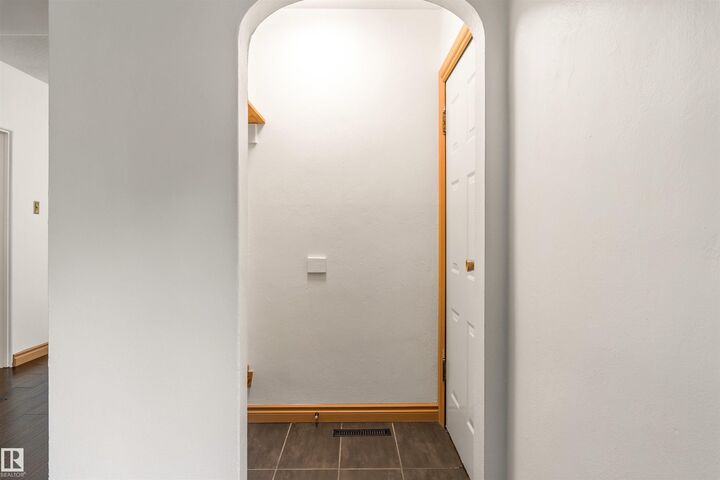 Property Photo:  11230 75 Avenue NW  AB T6G 0H3 