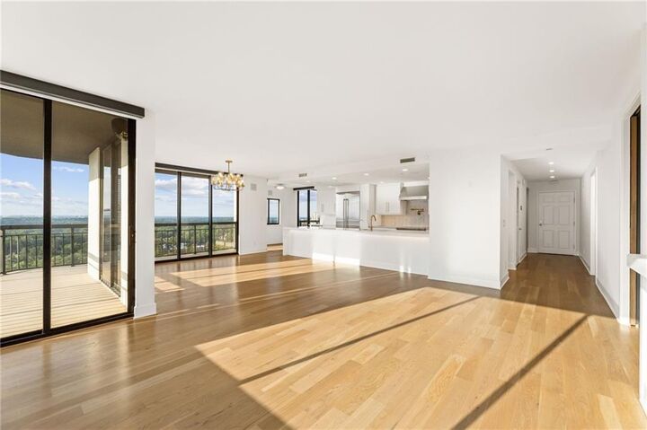 Property Photo:  3481 Lakeside Drive NE P206  GA 30326 