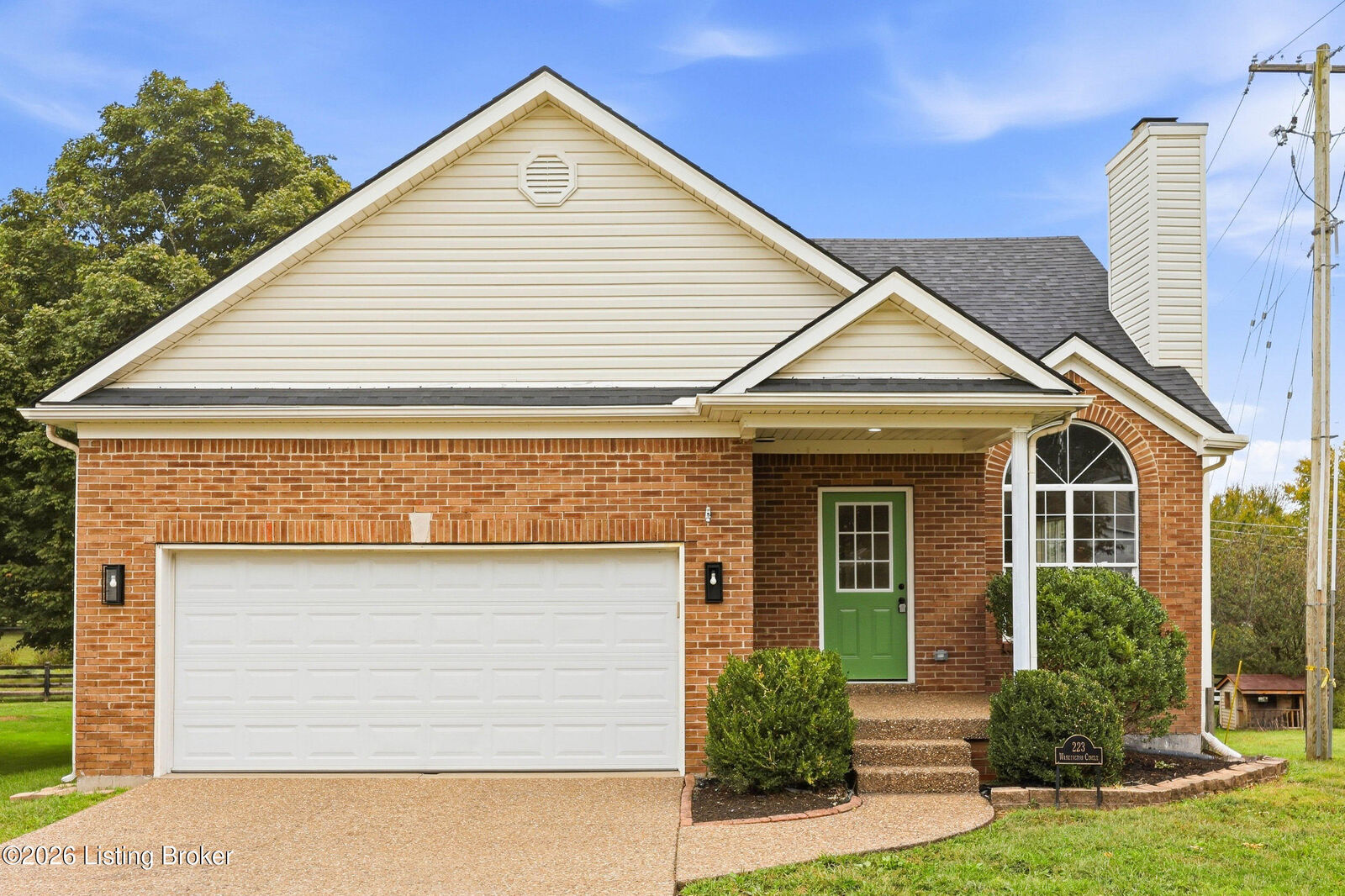 Property Photo:  223 Washington Cir  KY 40031 