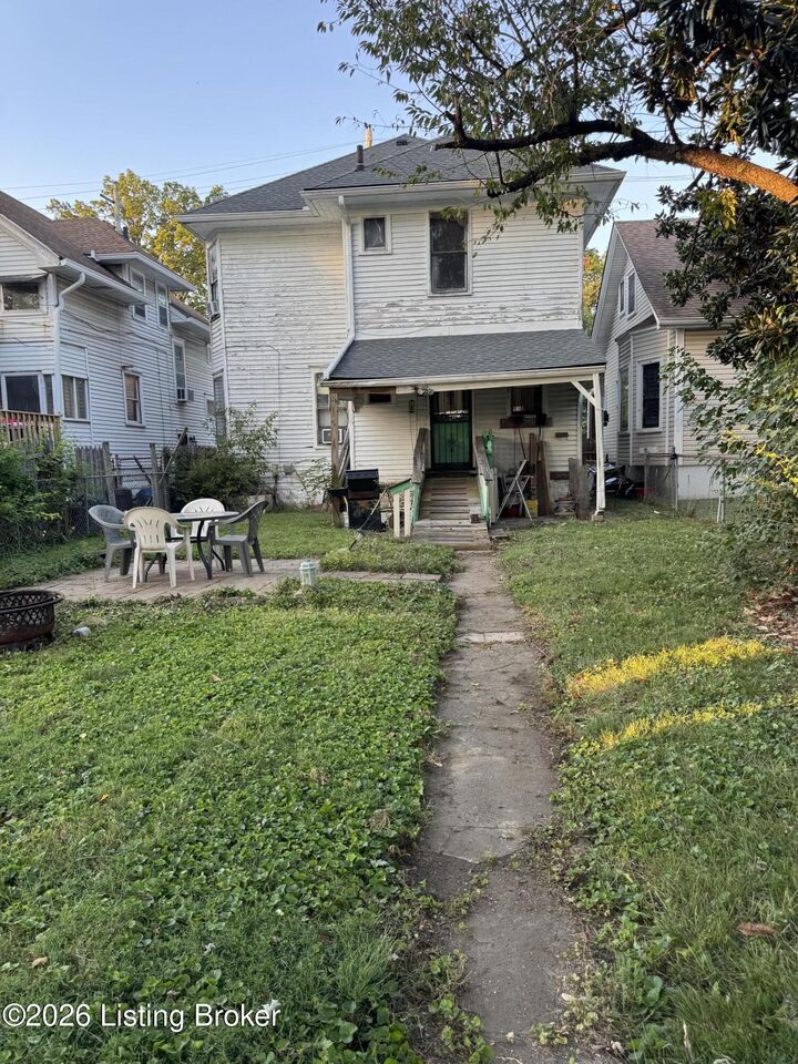 Property Photo:  2204 Portland Ave  KY 40212 