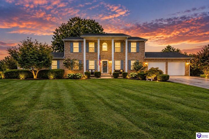 Property Photo:  50 Freedom Court  KY 40175 