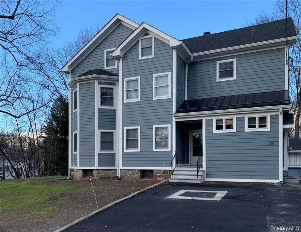 Property Photo:  37 Edgemont Road 1B  NY 10536 