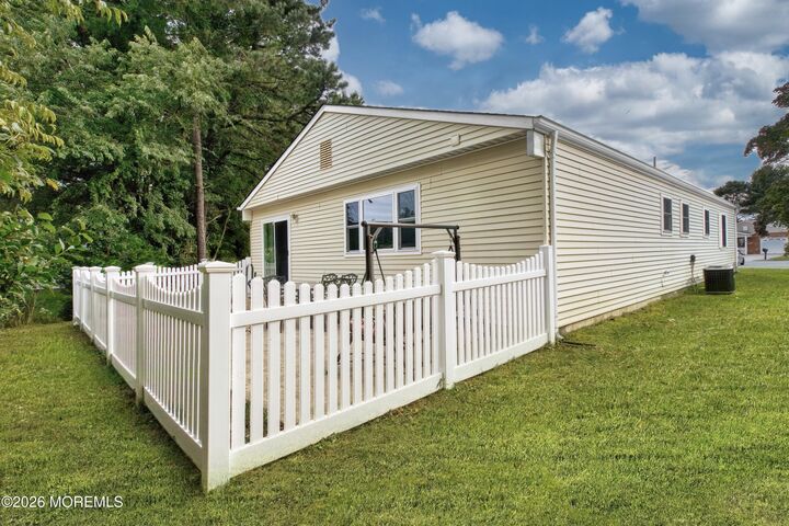 Property Photo:  18 Maison Way  NJ 08757 