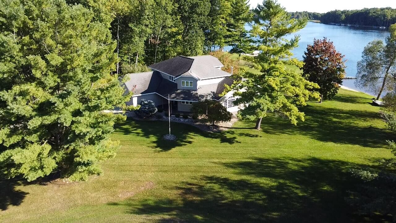 Property Photo: 4760 Queens Court MI 48624