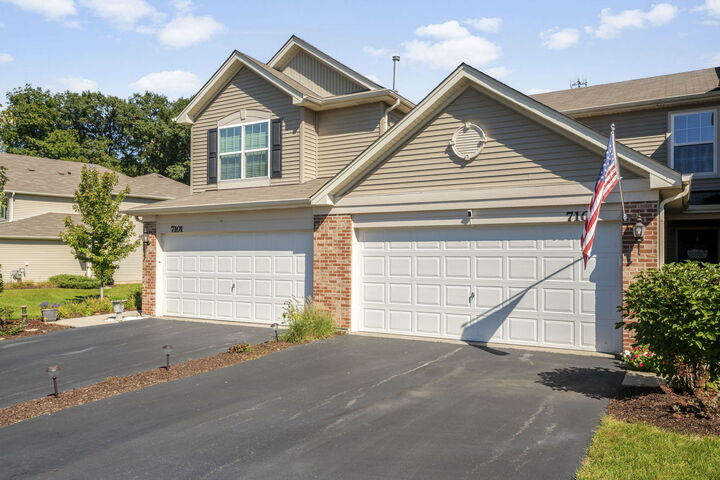 Property Photo:  7103 Hidden Green Circle  IL 60020 