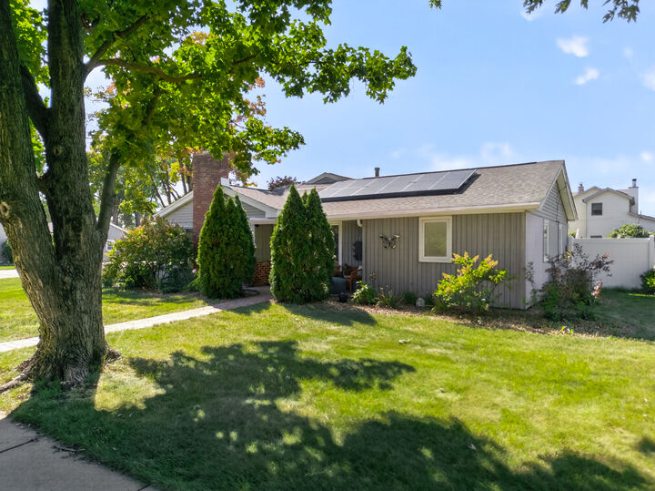 Property Photo: 11258 S Oak Park Avenue IL 60482