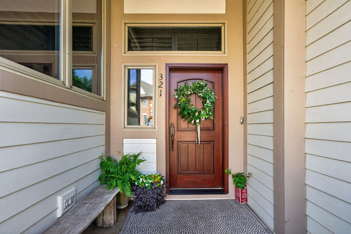 Property Photo:  321 Brownstone Drive  IL 60174 