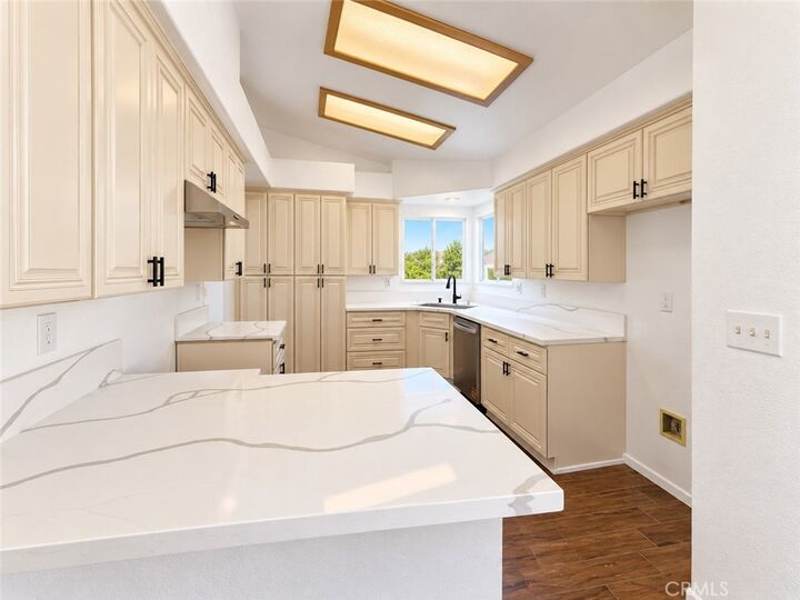 Property Photo: 503 E 1st Street CA 92583