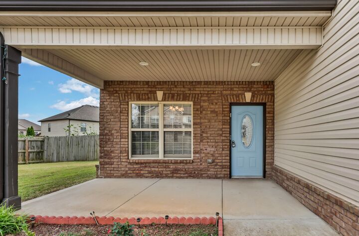 Property Photo: 708 Sturdivant Dr TN 37042
