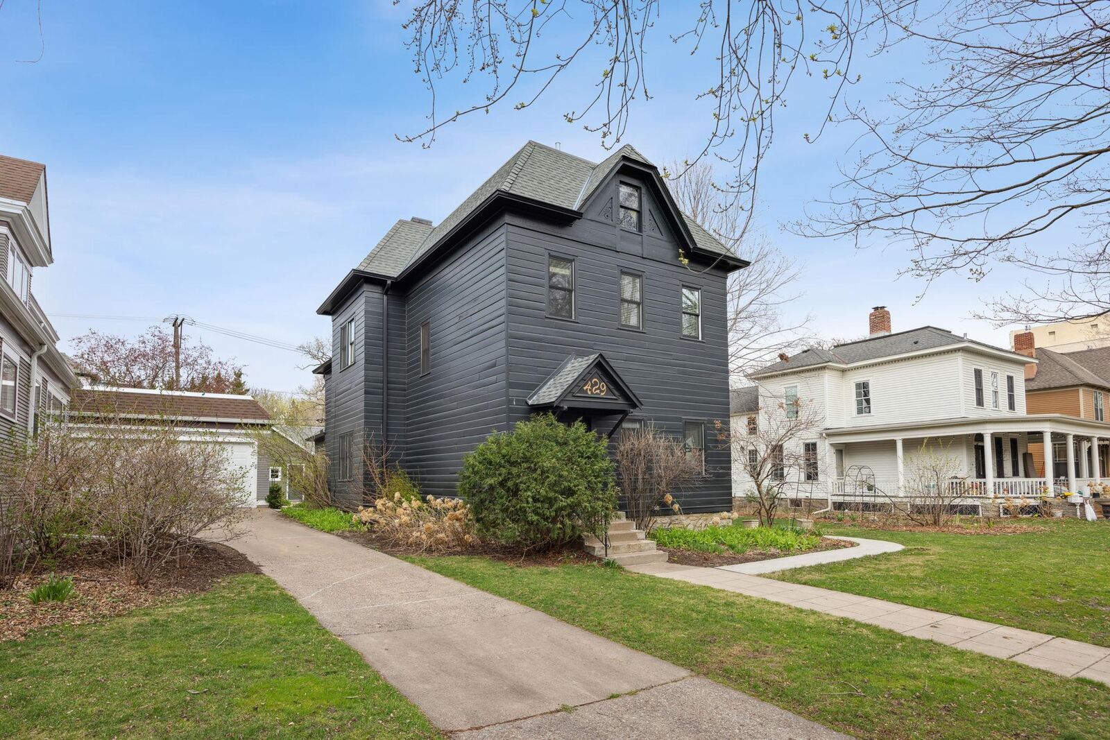 Property Photo:  429 Holly Avenue 2  MN 55102 