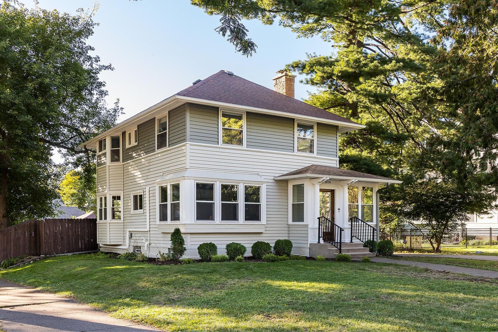 Property Photo: 4856 Dupont Avenue S MN 55419