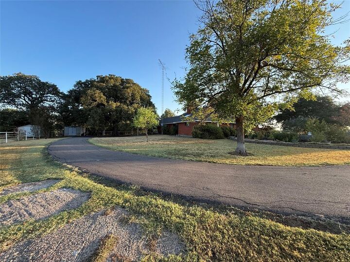 Property Photo:  177 County Road 3341 N  TX 75482 