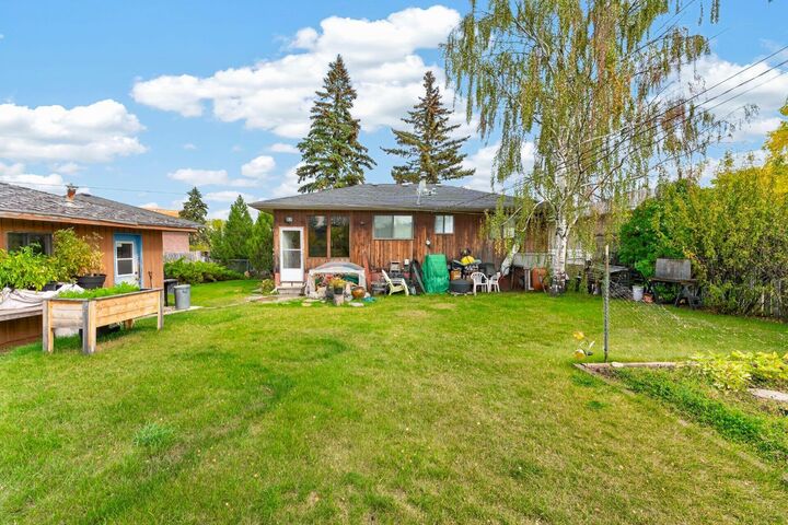 Property Photo:  3723 Bow Anne Road NW  AB T3B 2T7 