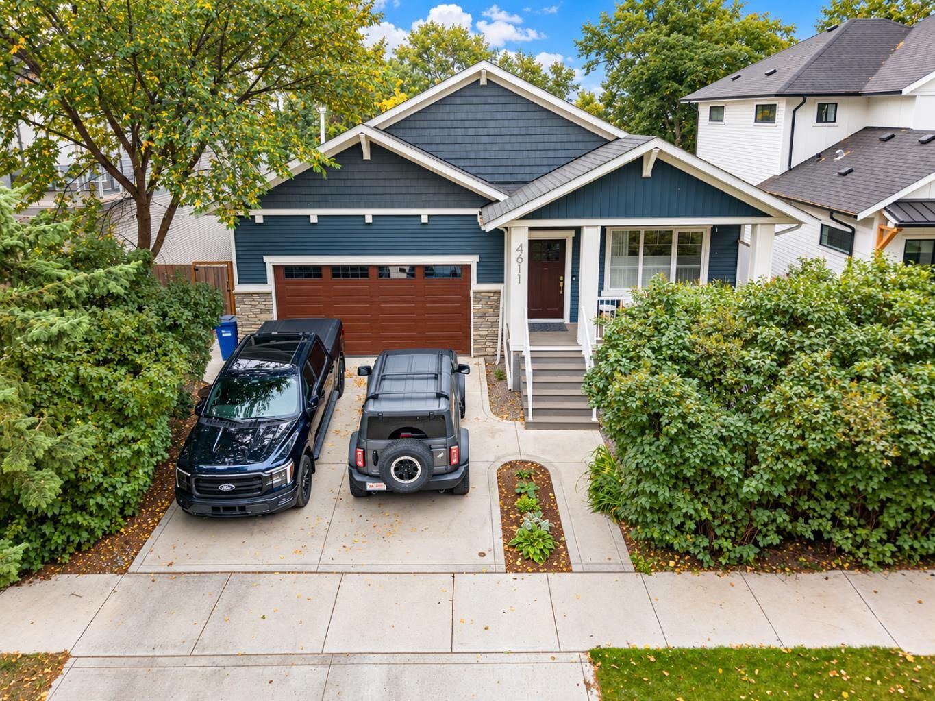 Property Photo: 4611 45 Street AB T4N 1K3