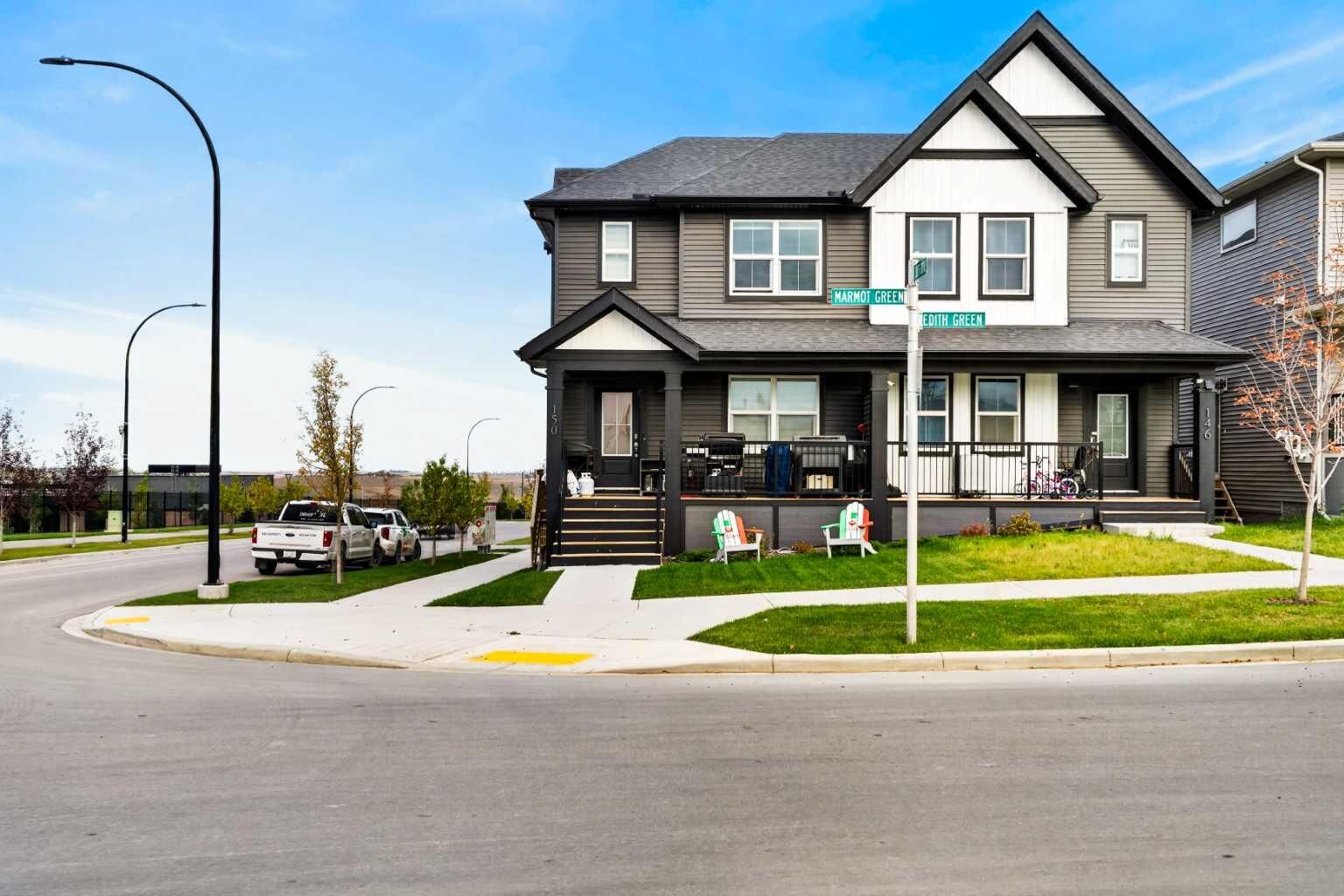 Property Photo:  150 Edith Green NW  AB T3R 2B5 